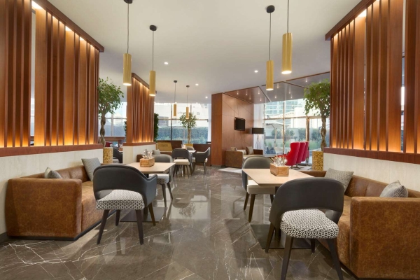 Hotel Tryp by Wyndham Dubai